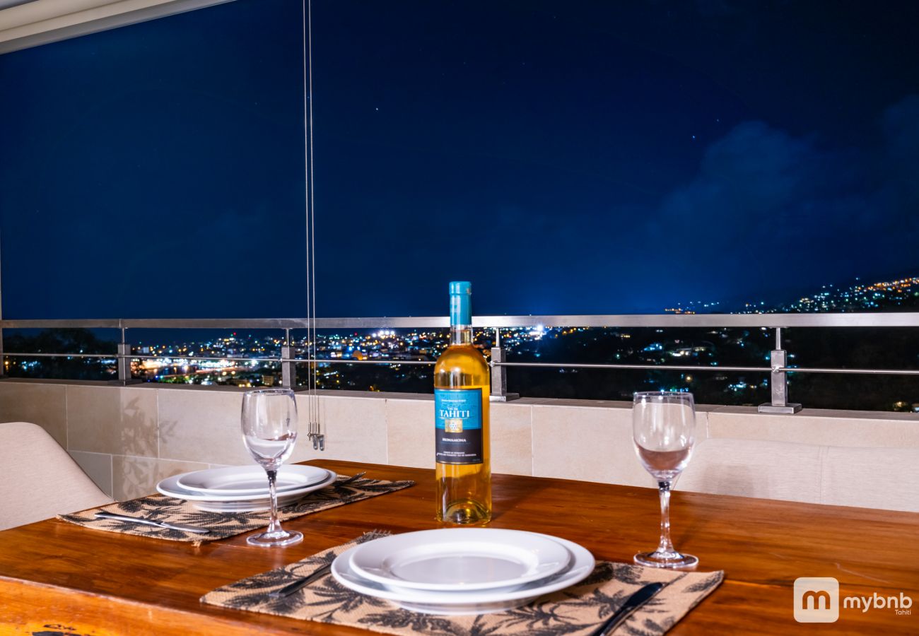 Appartement à Papeete - The Luxury Sky Nui Lodge in Papeete wPool