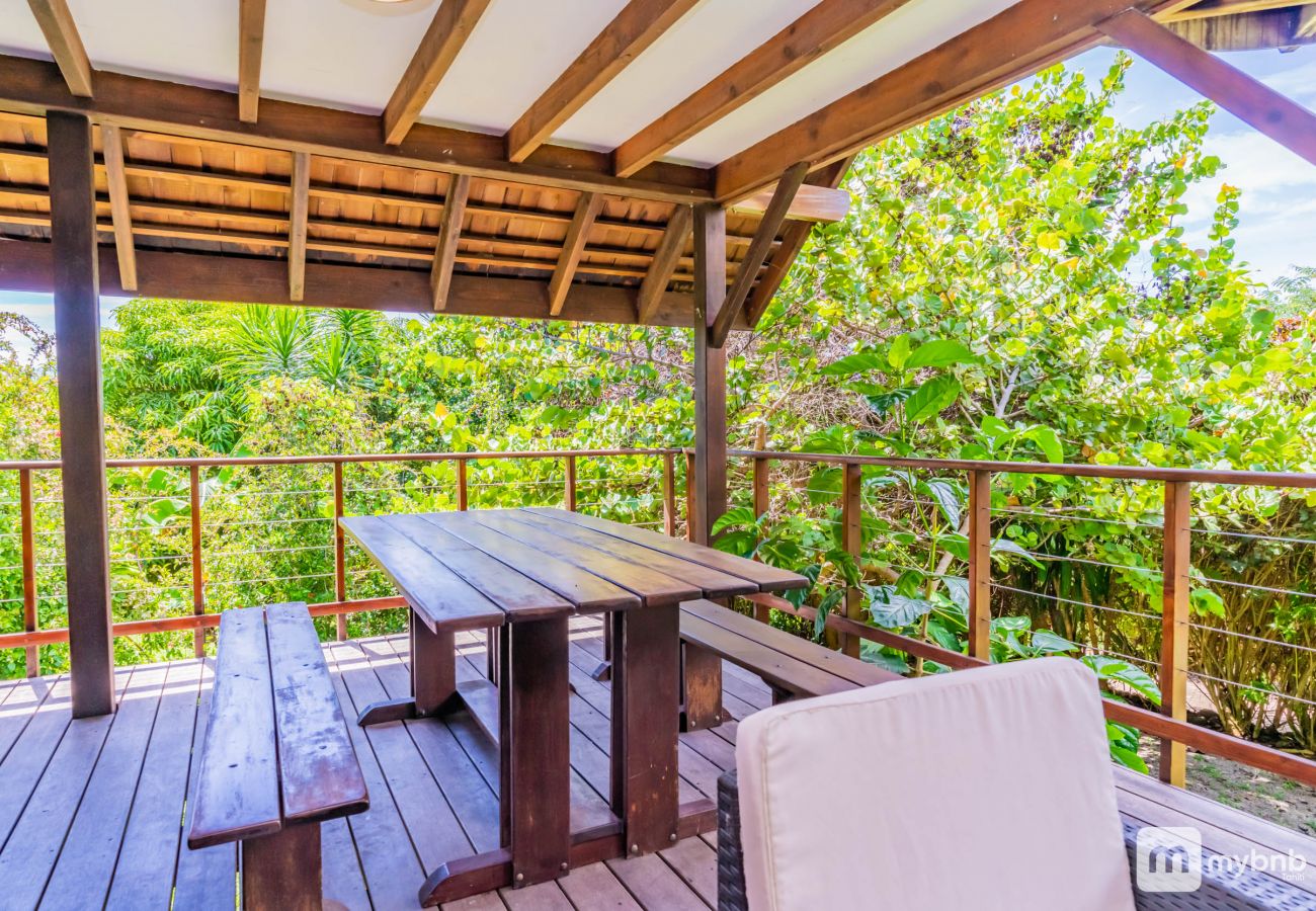 Maison à Teavaro - ❀ Woodhouse Teavaro in Moorea ❀