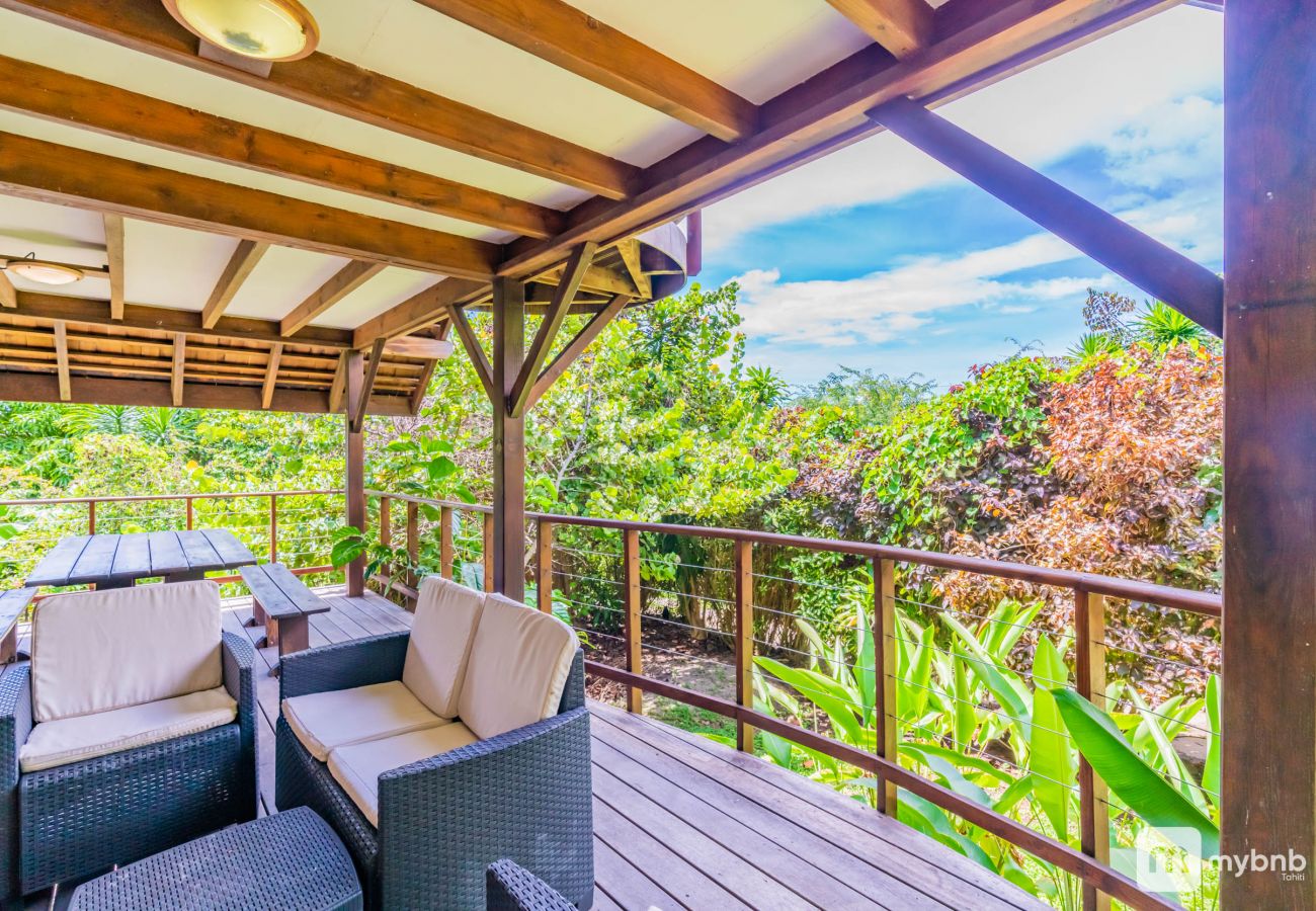 Maison à Teavaro - ❀ Woodhouse Teavaro in Moorea ❀