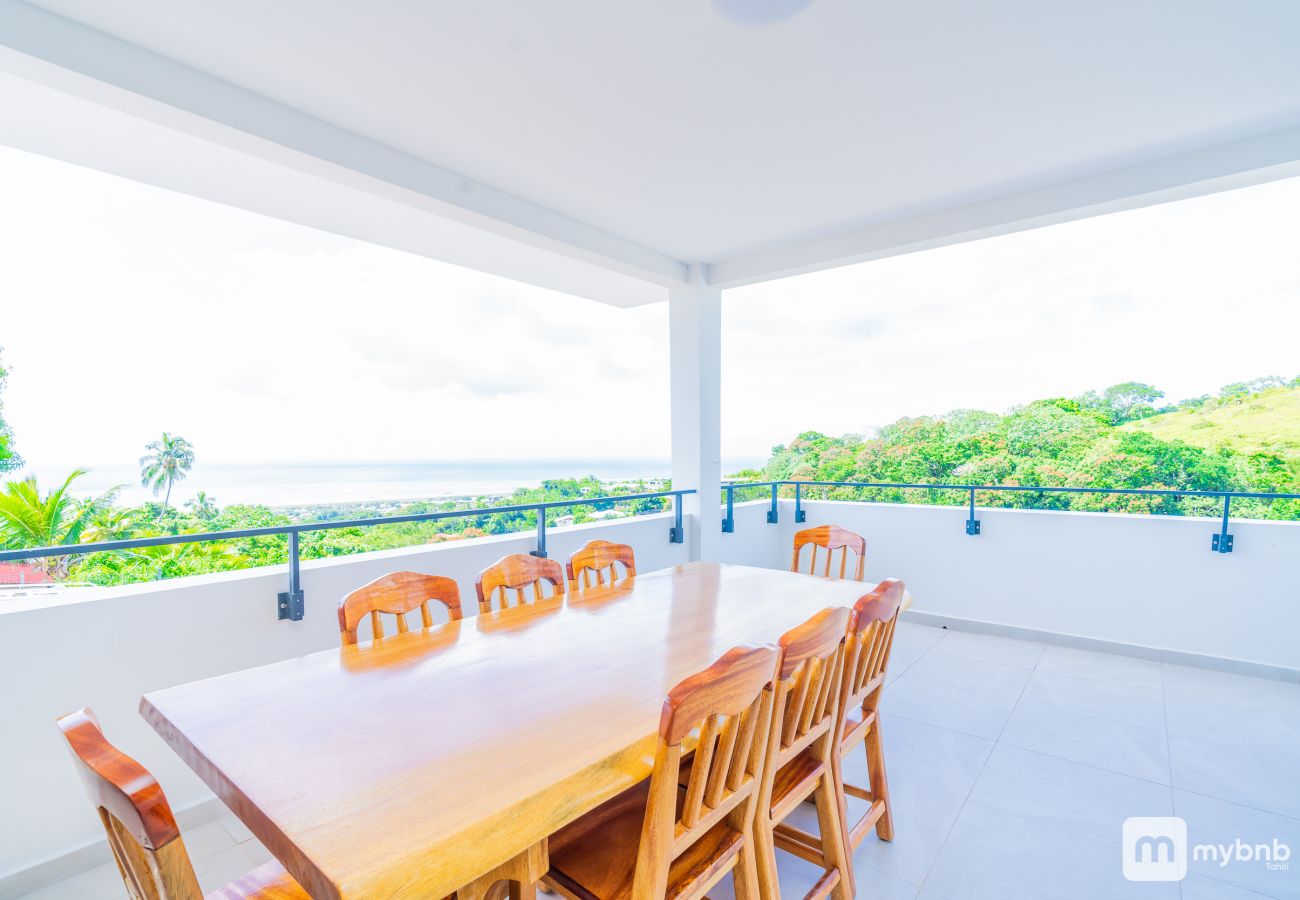 Appartement à Faa´a - The Airport Herehau Lodge in Faaa – w/Pool