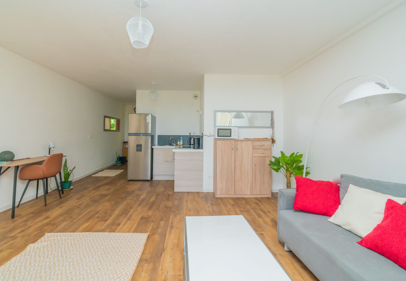Appartement à Mahina - ☼ The Cosy Lodge in Mahina – w/Pool ☼
