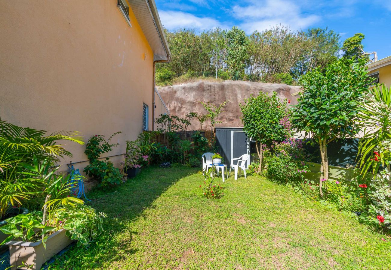 Maison mitoyenne à Punaauia - Fare Makilea Maison Mitoyenne avec jardin à Punaauia