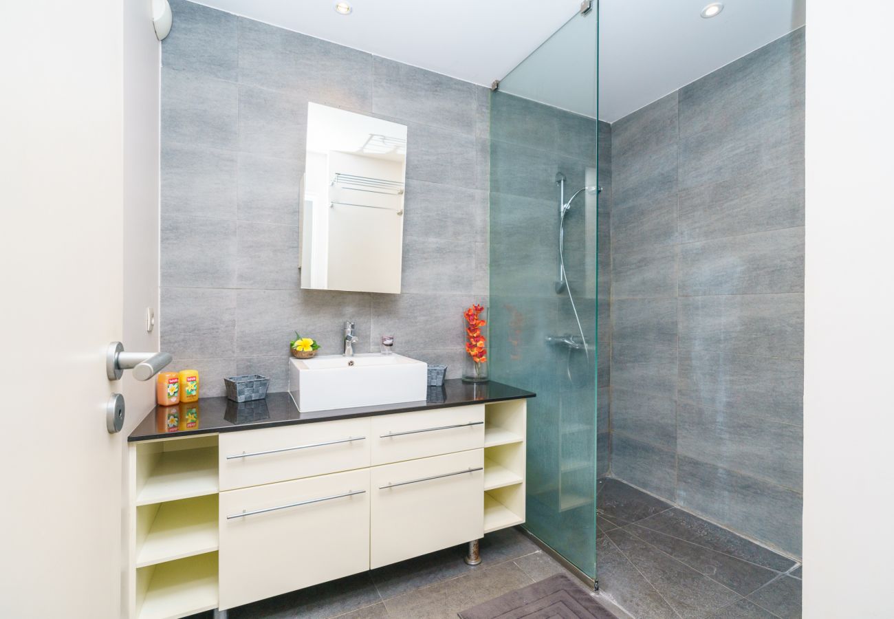 Appartement à Faa´a - Tropical Studio avec Vue et Piscine à Faaa