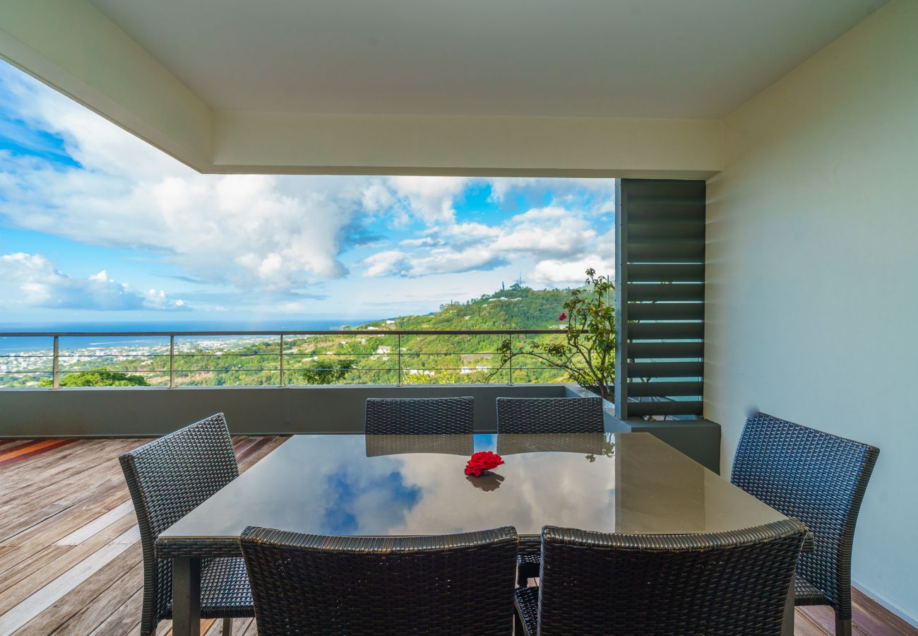 Appartement à Faa´a - Tropical Studio avec Vue et Piscine à Faaa