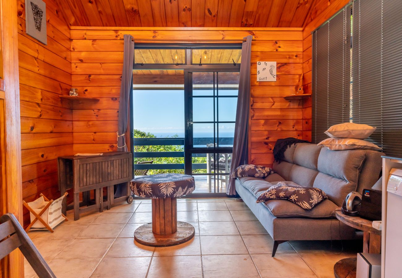 Maison à Mahina - Le Cosy Chalet Mahinarama avec piscine