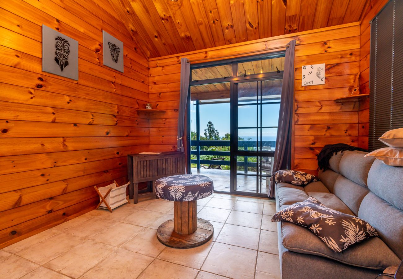 Maison à Mahina - Le Cosy Chalet Mahinarama avec piscine