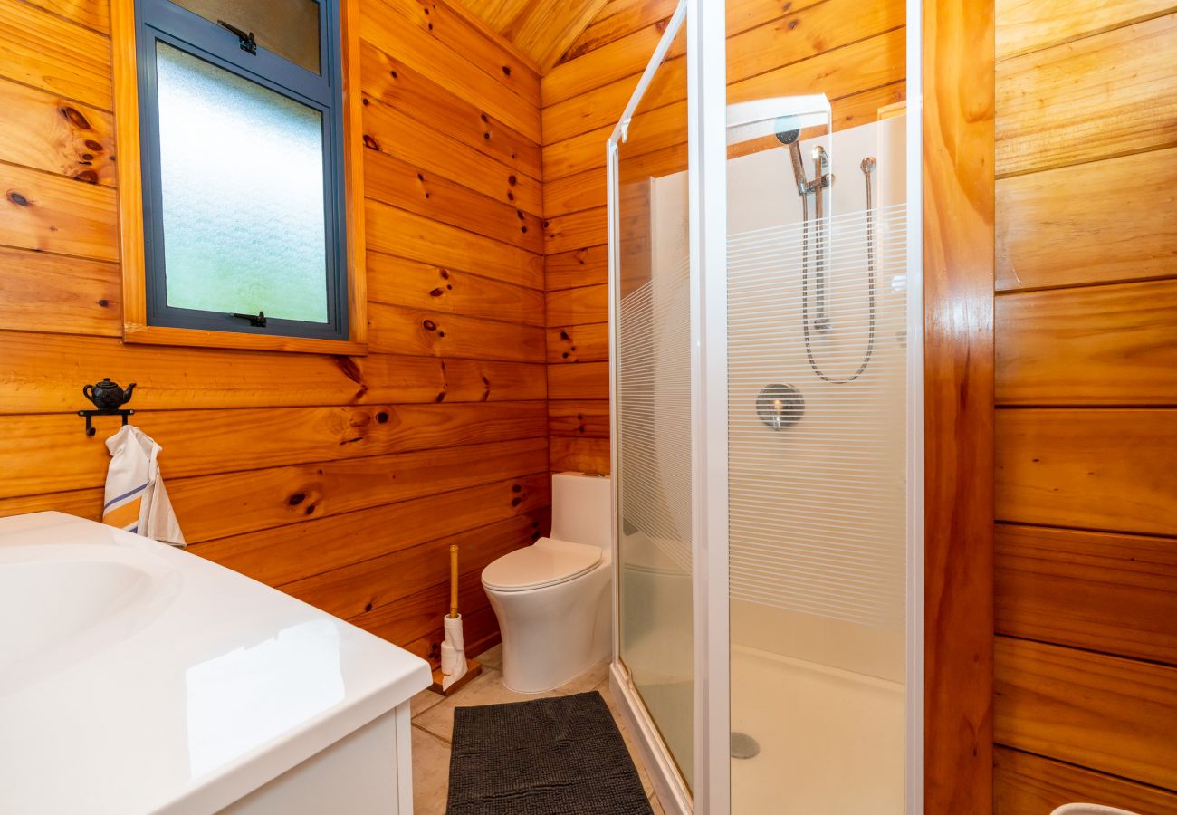 Maison à Mahina - Le Cosy Chalet Mahinarama avec piscine