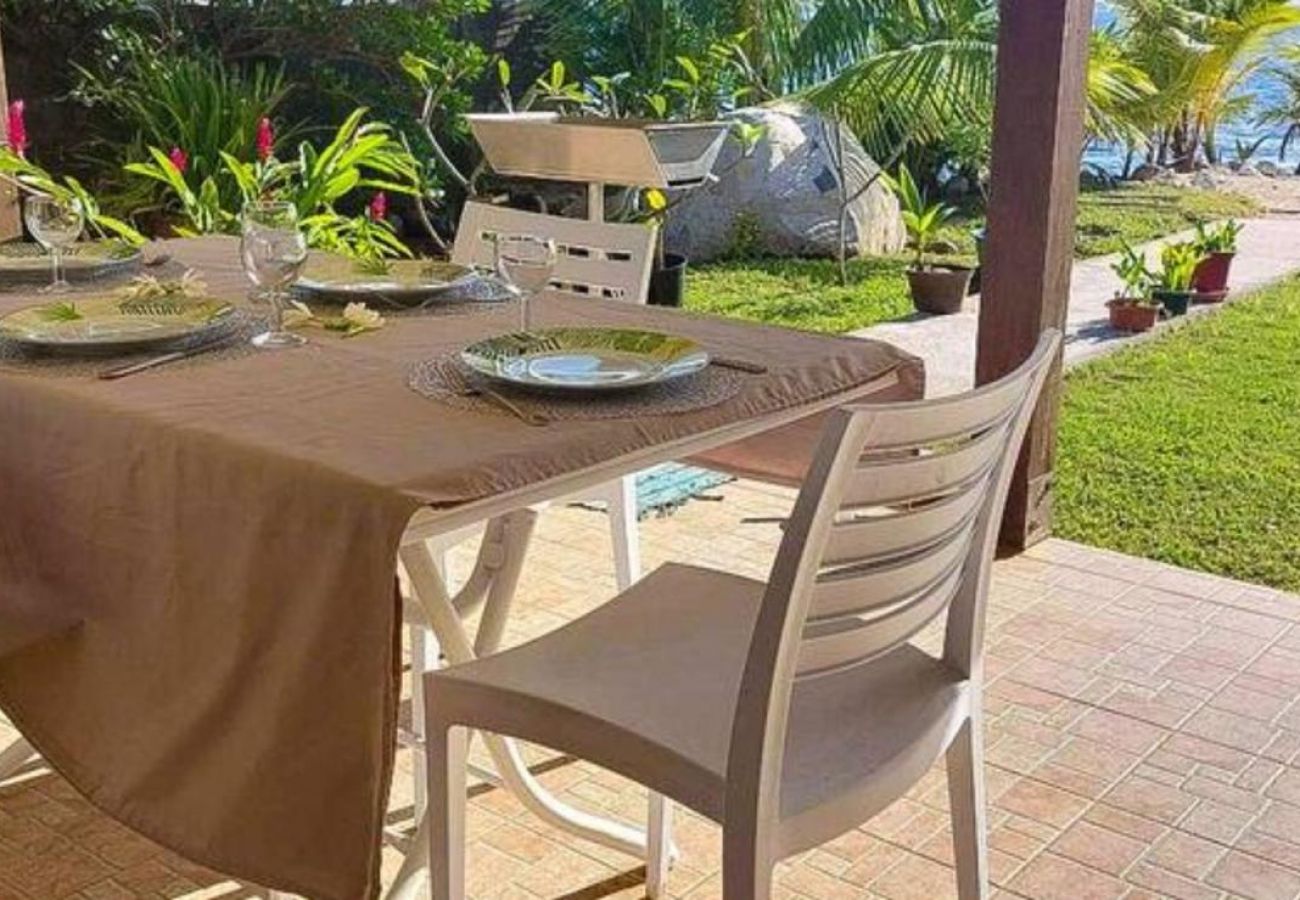 Chambres d'hôtes à Uturoa - Fare Teana by the sea in Raiatea
