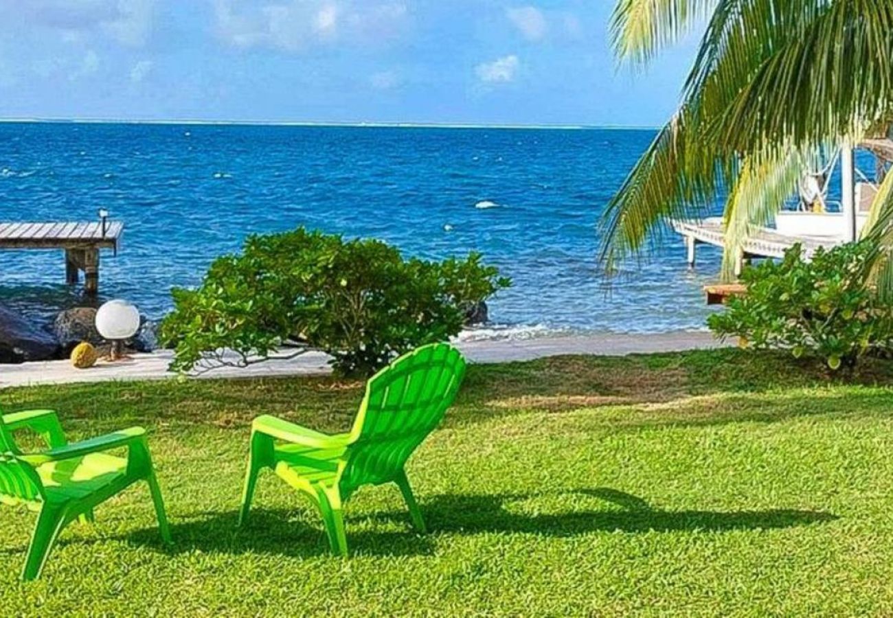 Chambres d'hôtes à Uturoa - Fare Teana by the sea in Raiatea
