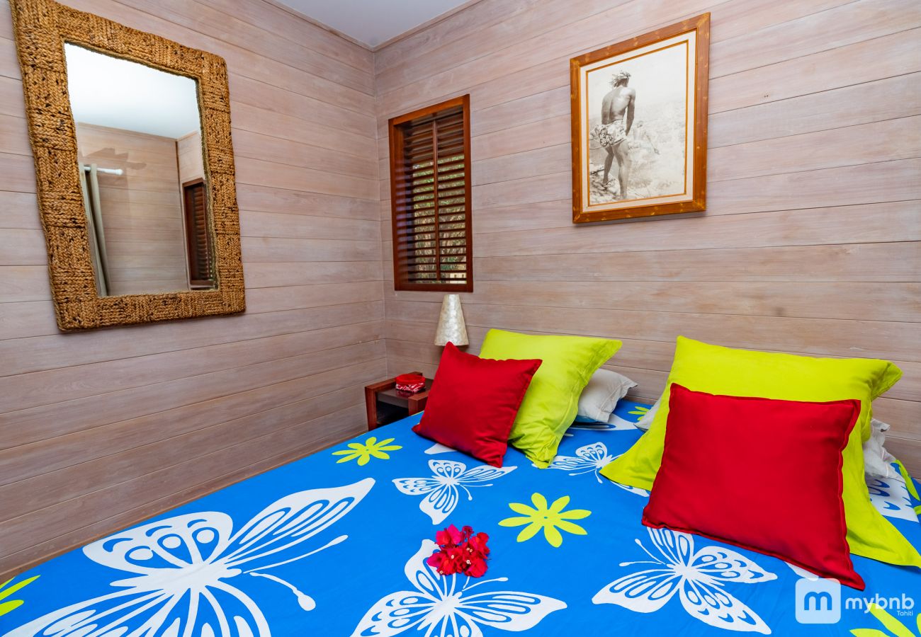 Villa in Tiahura - 5 Stars Aute Villa in Moorea wJacuzzi