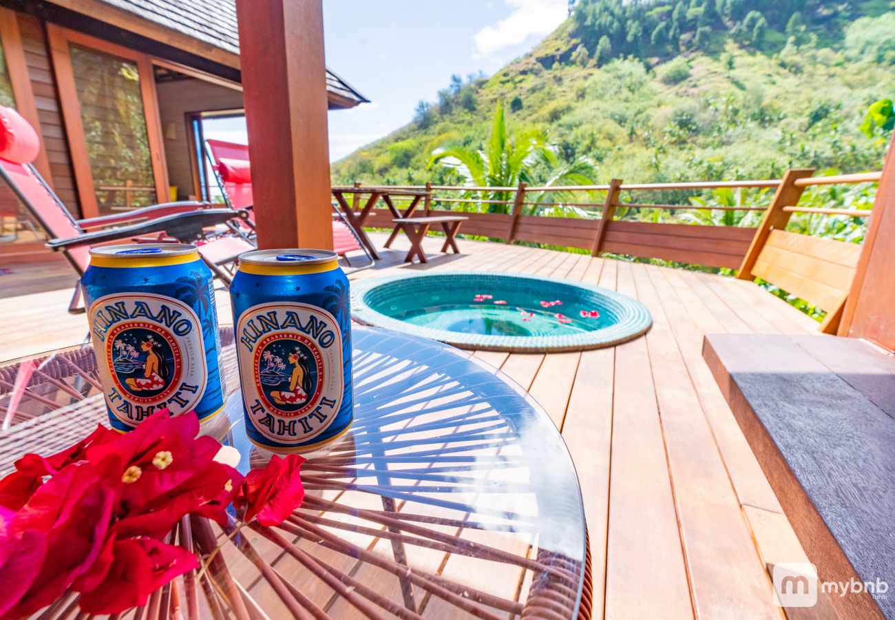 Villa in Tiahura - 5 Stars Aute Villa in Moorea wJacuzzi