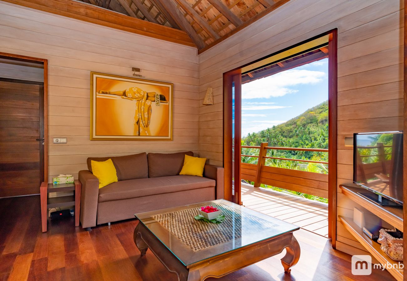 Villa in Tiahura - 5 Stars Aute Villa in Moorea wJacuzzi