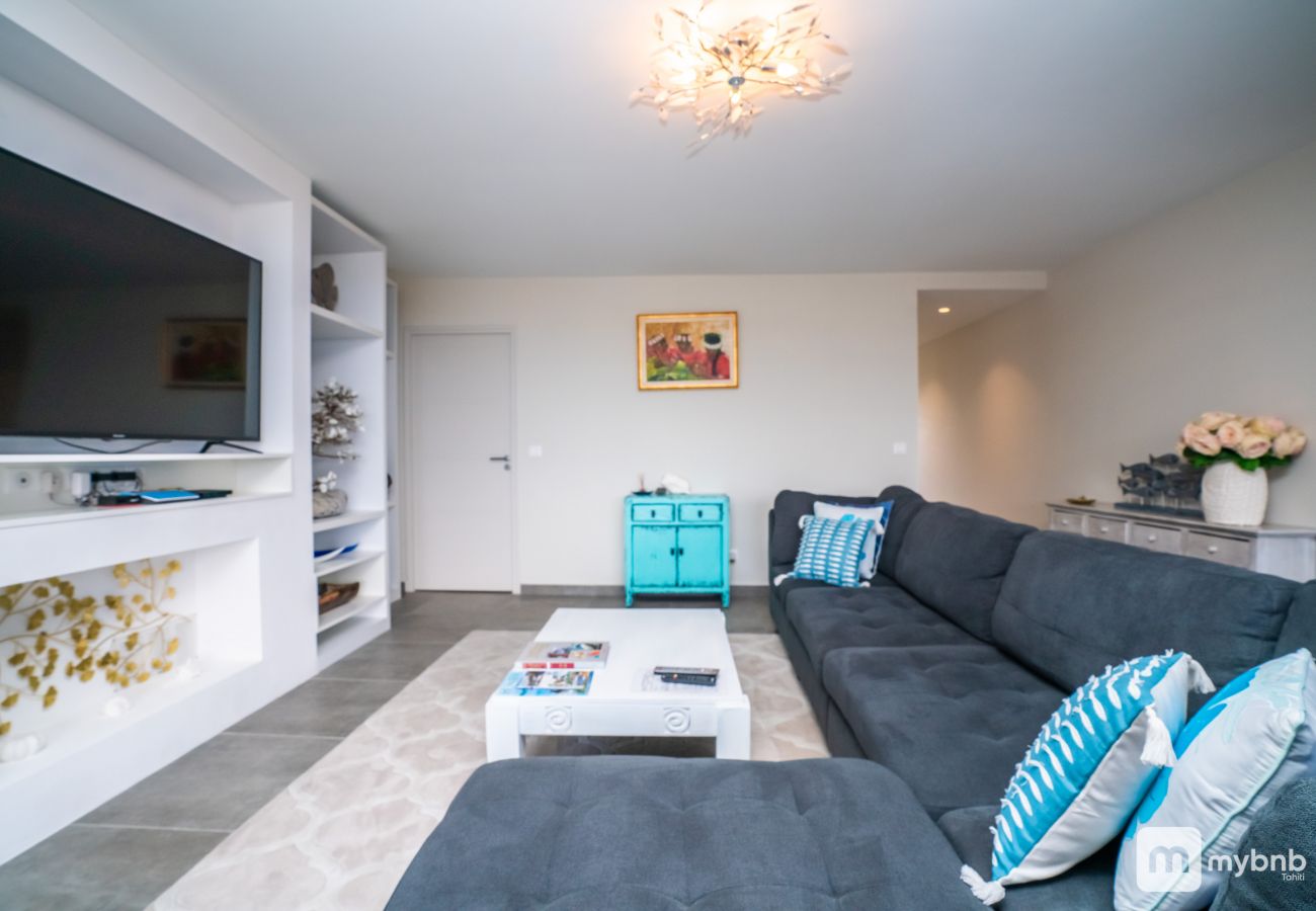 Apartment in Papeete - The Luxury Sky Nui Lodge in Papeete wPool
