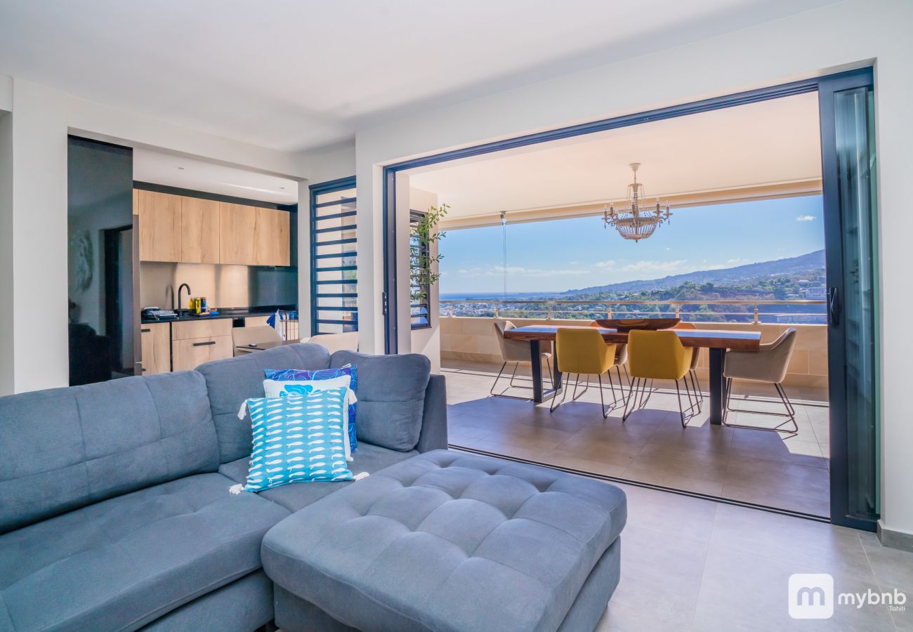 Apartment in Papeete - The Luxury Sky Nui Lodge in Papeete wPool