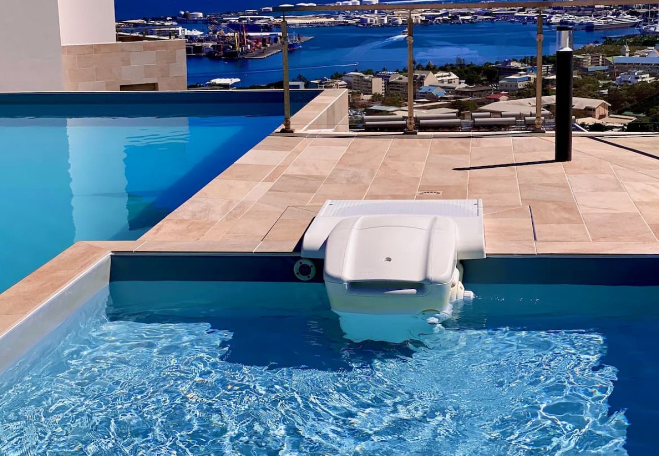Apartment in Papeete - The Luxury Sky Nui Lodge in Papeete wPool