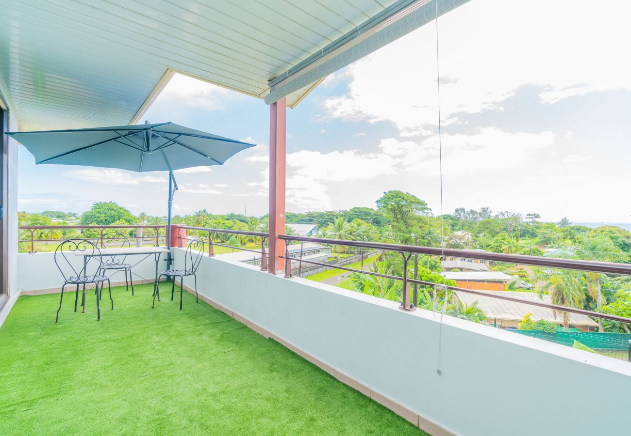 Apartment in Mahina - ☼ The Sunny Apartment in Mahina – w/Pool ☼