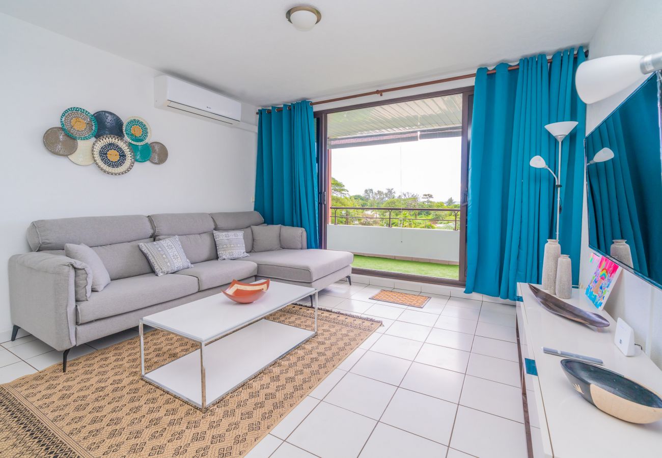 Apartment in Mahina - ☼ The Sunny Apartment in Mahina – w/Pool ☼