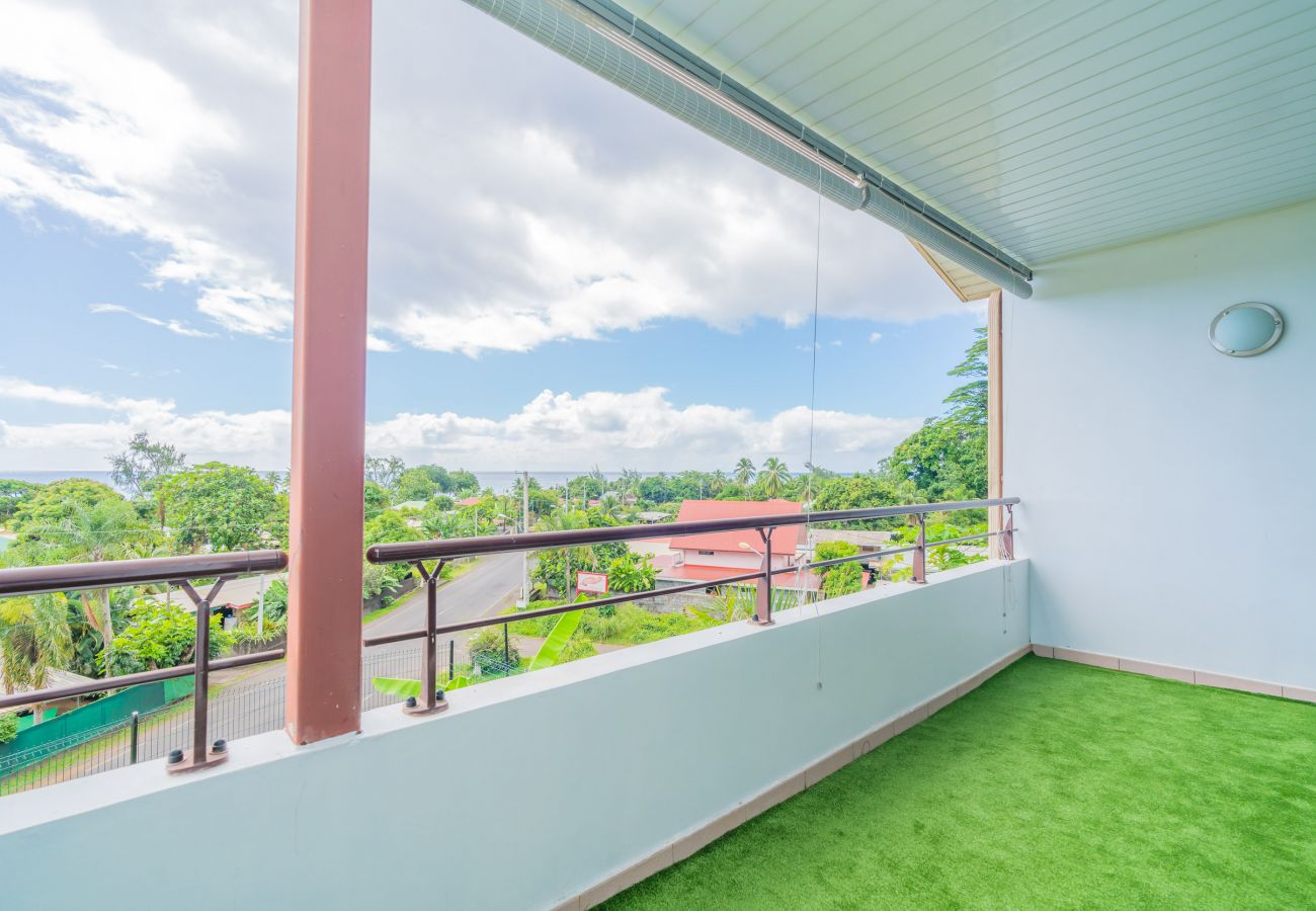 Apartment in Mahina - ☼ The Sunny Apartment in Mahina – w/Pool ☼