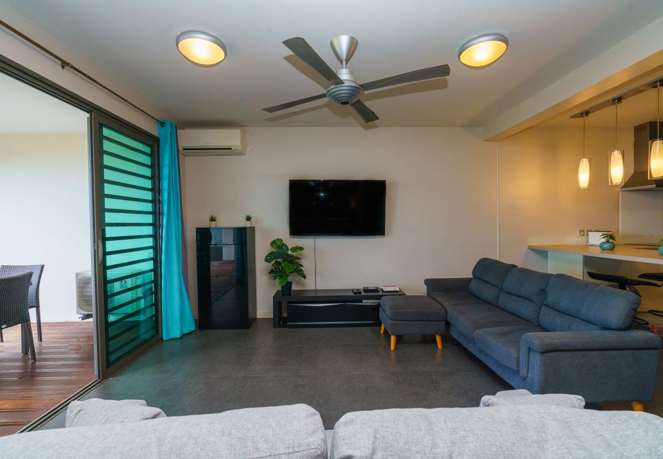 Apartment in Faa´a - Tropical Studio avec Vue et Piscine à Faaa