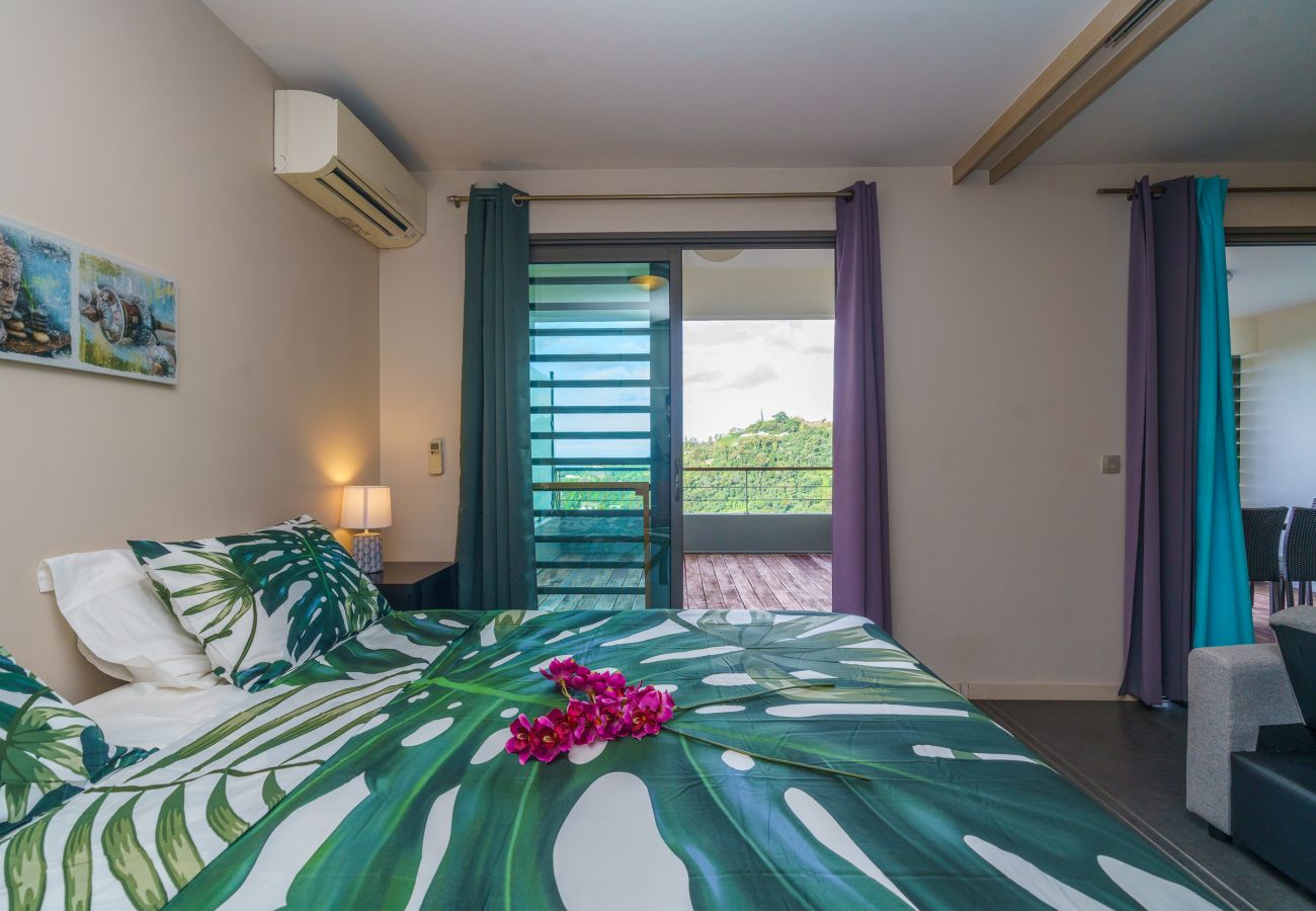 Apartment in Faa´a - Tropical Studio avec Vue et Piscine à Faaa